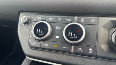 Land Rover Defender 3.0 D250 X-Dynamic SE 110 5dr Auto Diesel Estate